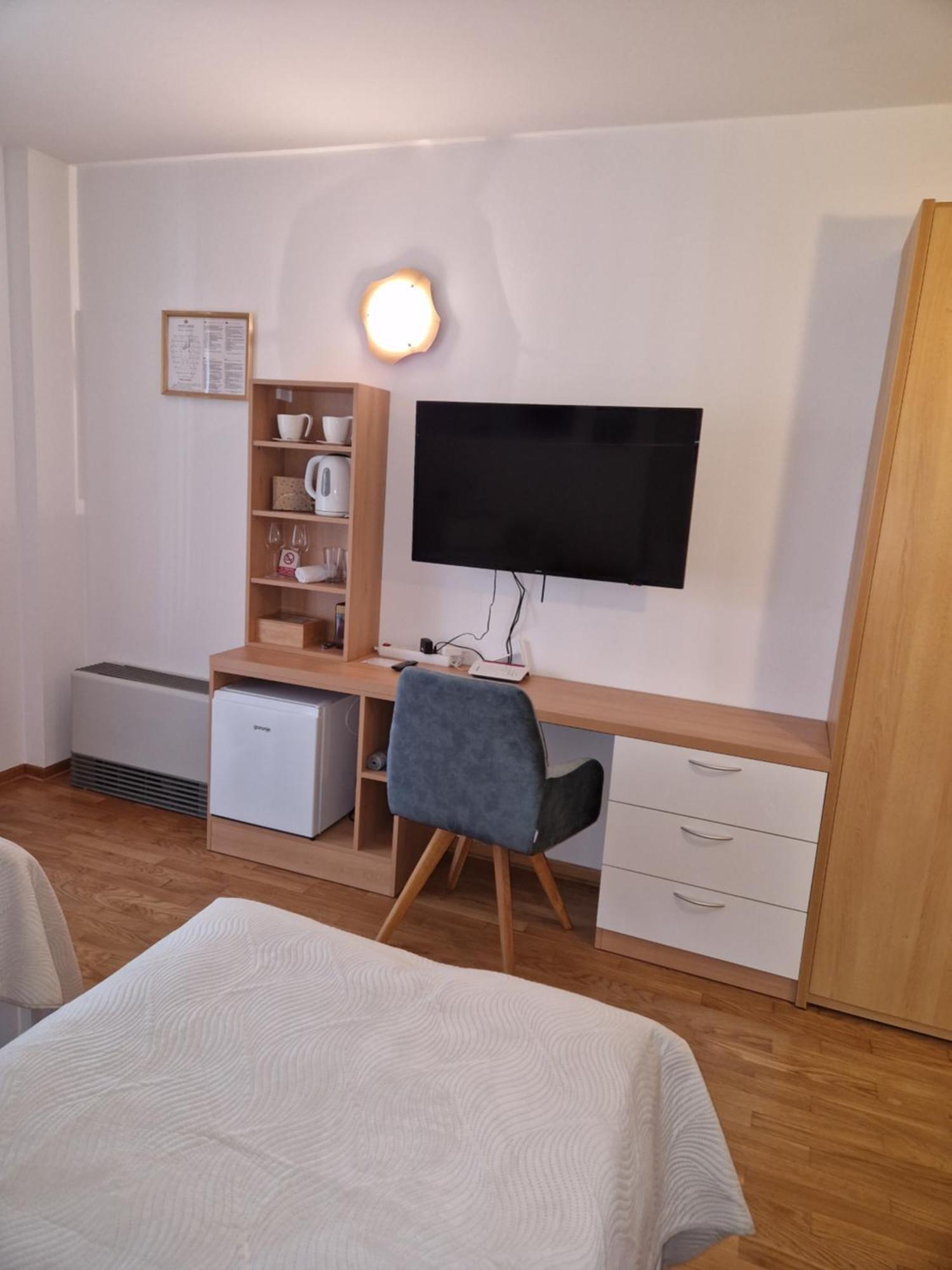 Room 211 - Aparthotel Jadranka Portoroz Exterior photo